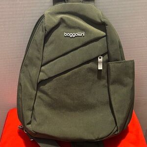 Baggallini Sling